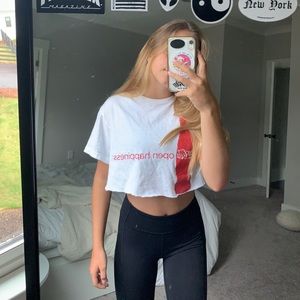 COCA-COLA WHITE CROPPED TEE!!